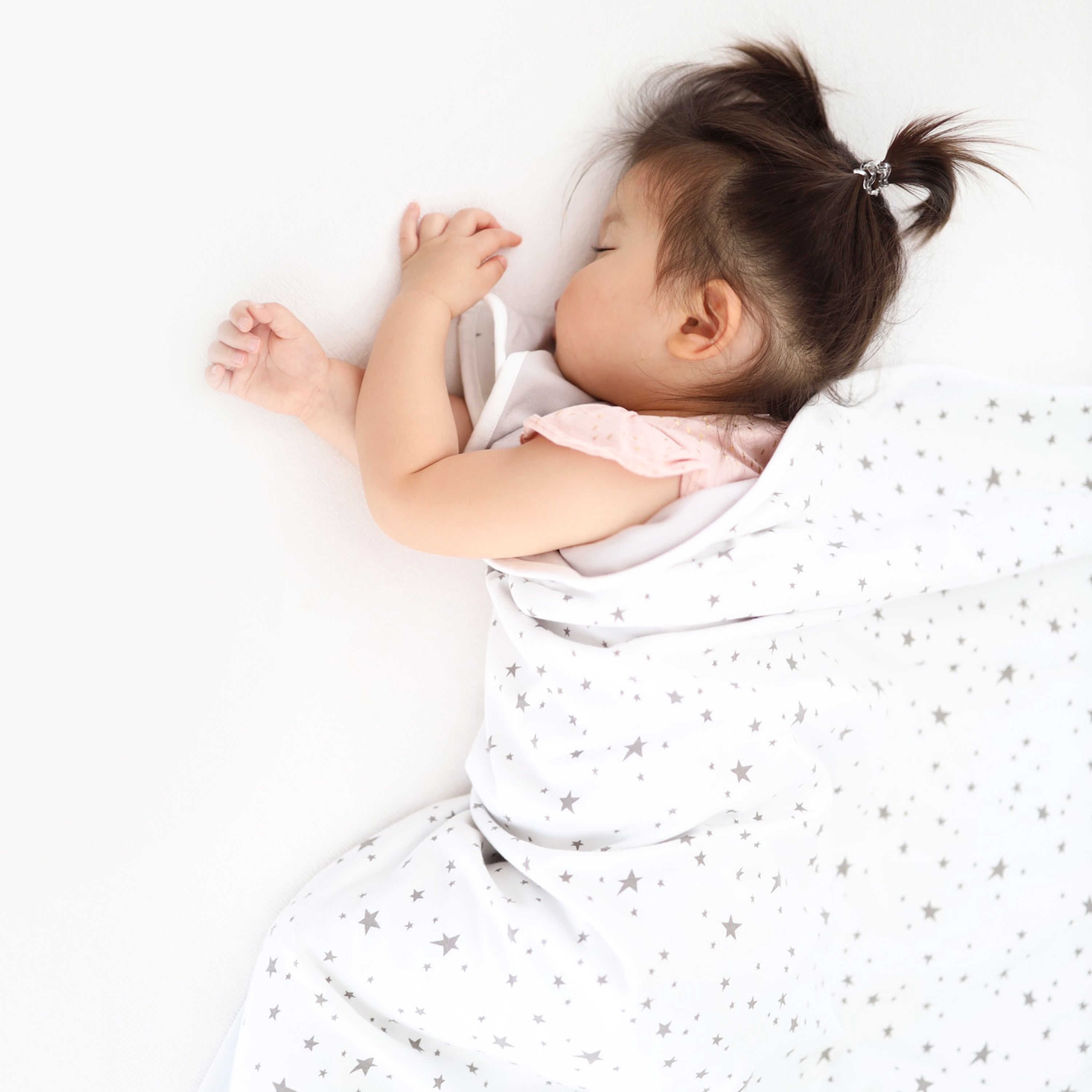 Alternative view of Toddler Blanket, 4 Season® Merino Wool & Organic Cotton, 52.5" x 40", Star White