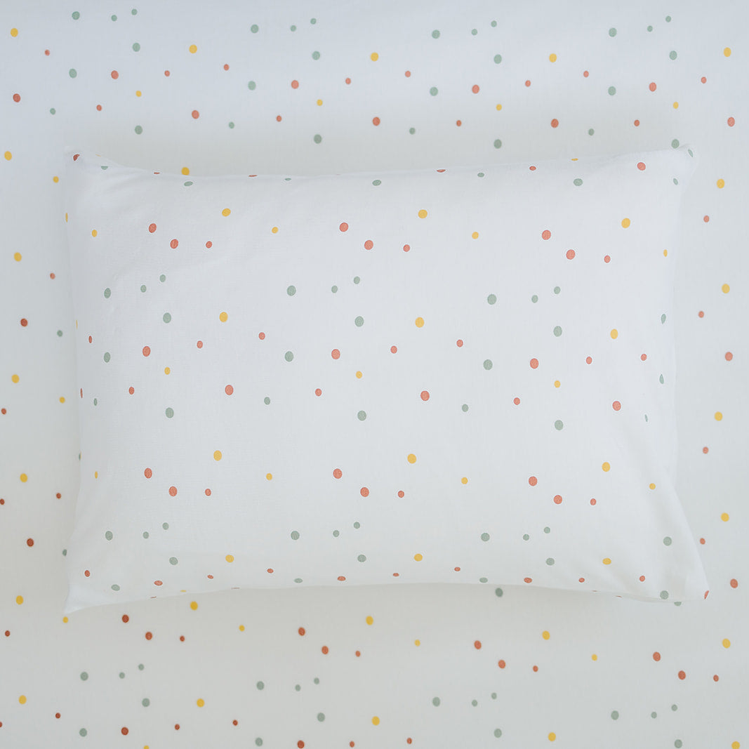 Alternative view of Ecolino® Pillowcases, 100% Organic Cotton, 2 Pack, Oat + Dots